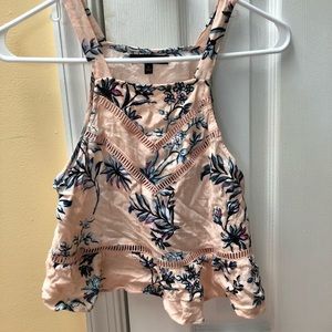 Kendall and kylie floral crop top!!